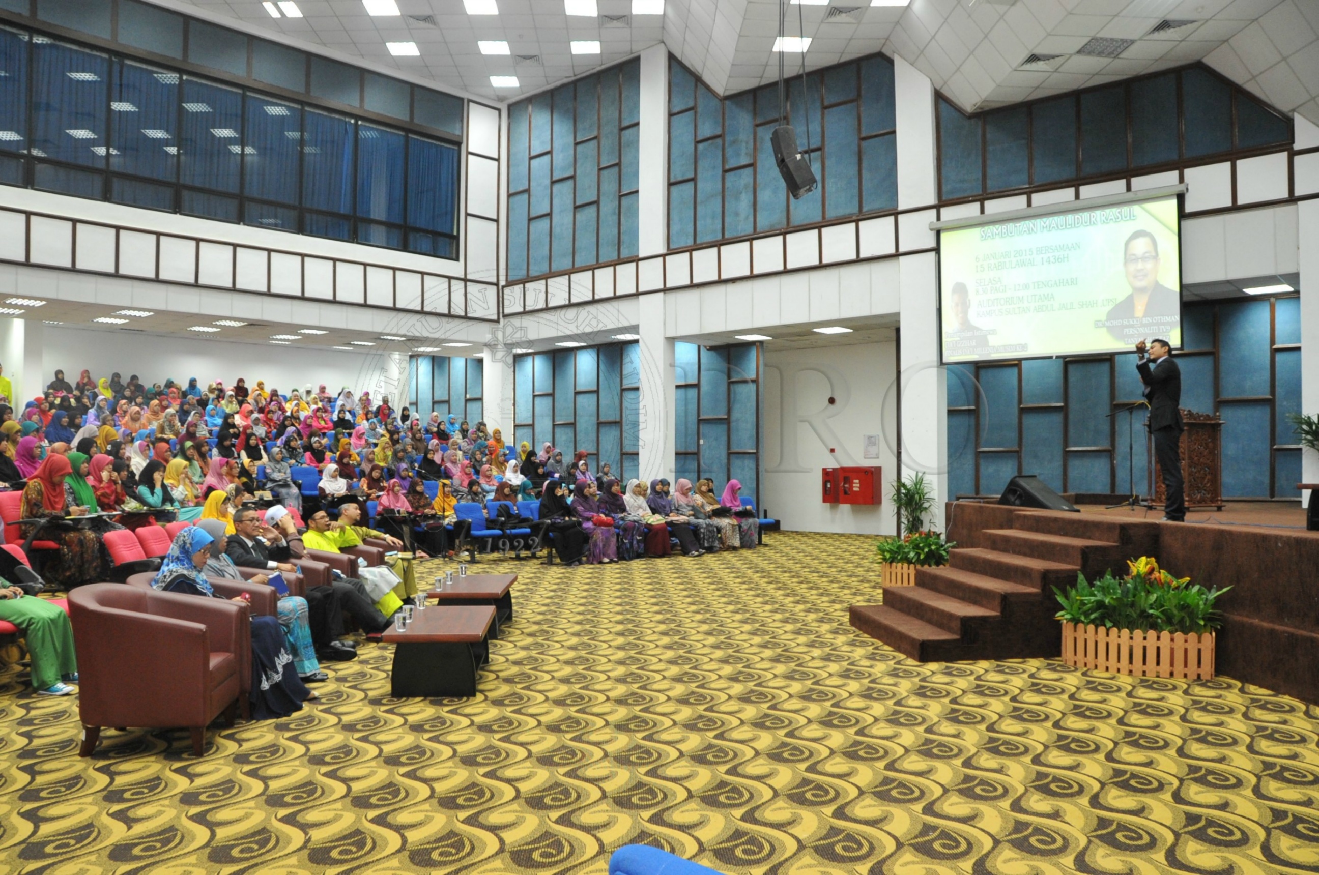 PRO 15 2 MAULIDUR PRO 4135